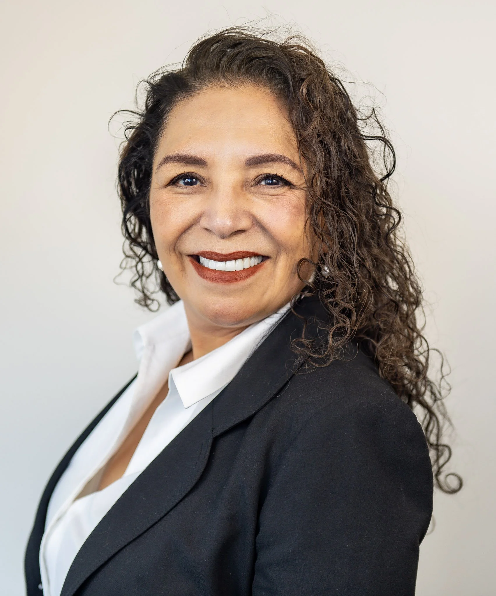 eMily Alemán-McAlpine headshot